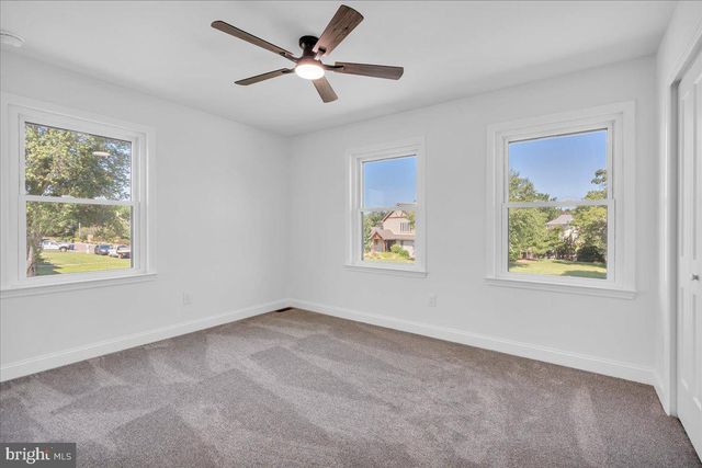 2823 SCHOONER LN, Hammonton, NJ 08037