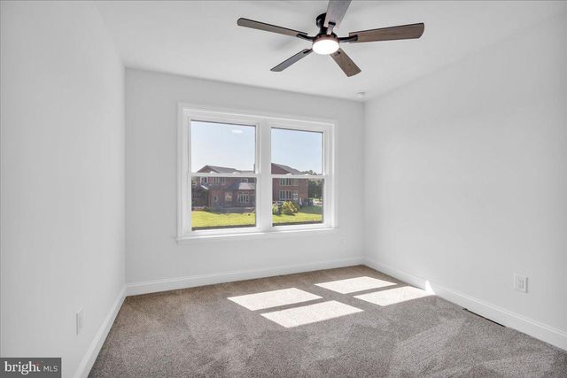 2823 SCHOONER LN, Hammonton, NJ 08037