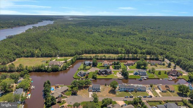2823 SCHOONER LN, Hammonton, NJ 08037