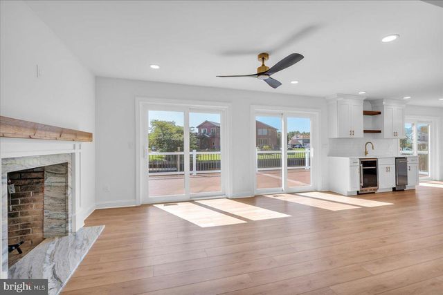 2823 SCHOONER LN, Hammonton, NJ 08037