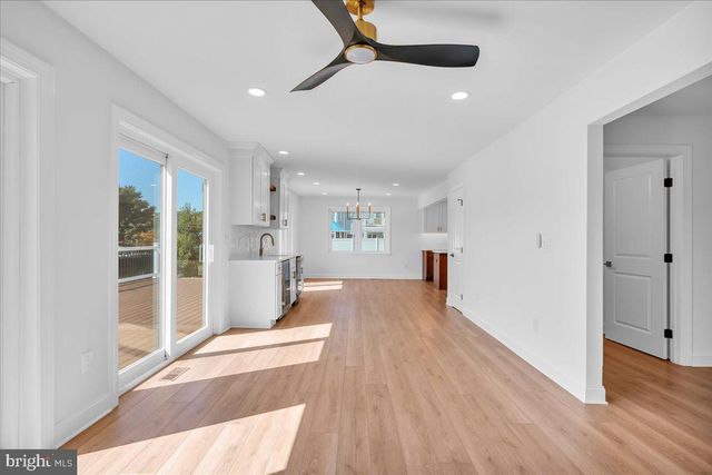2823 SCHOONER LN, Hammonton, NJ 08037