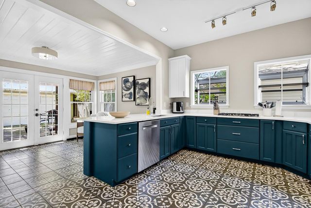 2303 S ARDSON PLACE, Tampa, FL 33629