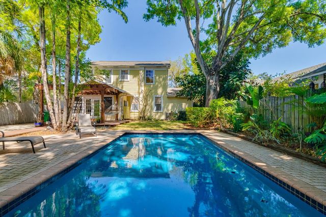 2303 S ARDSON PLACE, Tampa, FL 33629