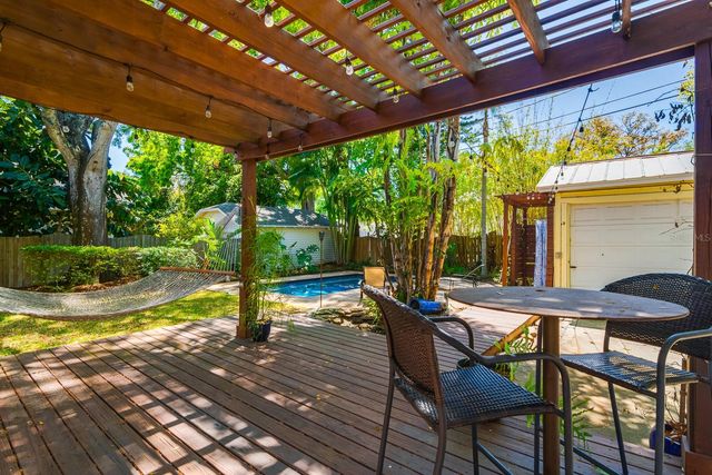 2303 S ARDSON PLACE, Tampa, FL 33629