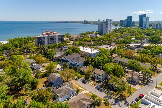 2303 S ARDSON PLACE, Tampa, FL 33629