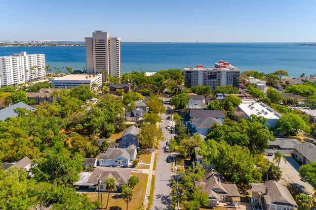 2303 S ARDSON PLACE, Tampa, FL 33629