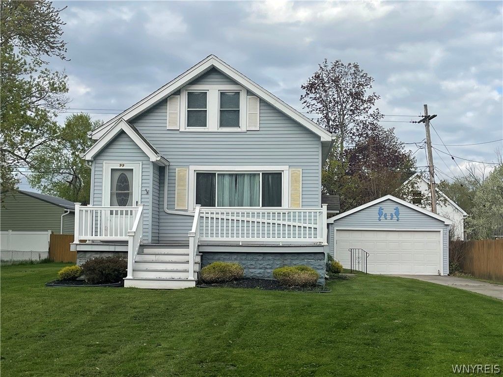 99 Louis Avenue, West Seneca, NY 14224