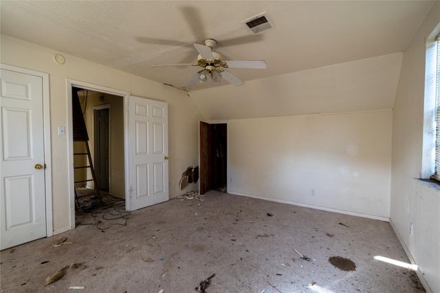 9006 Blueberry Street, Houston, TX 77049