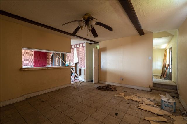 9006 Blueberry Street, Houston, TX 77049
