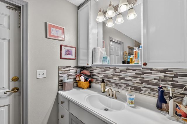5516 E HARBOR DRIVE, Fruitland Park, FL 34731
