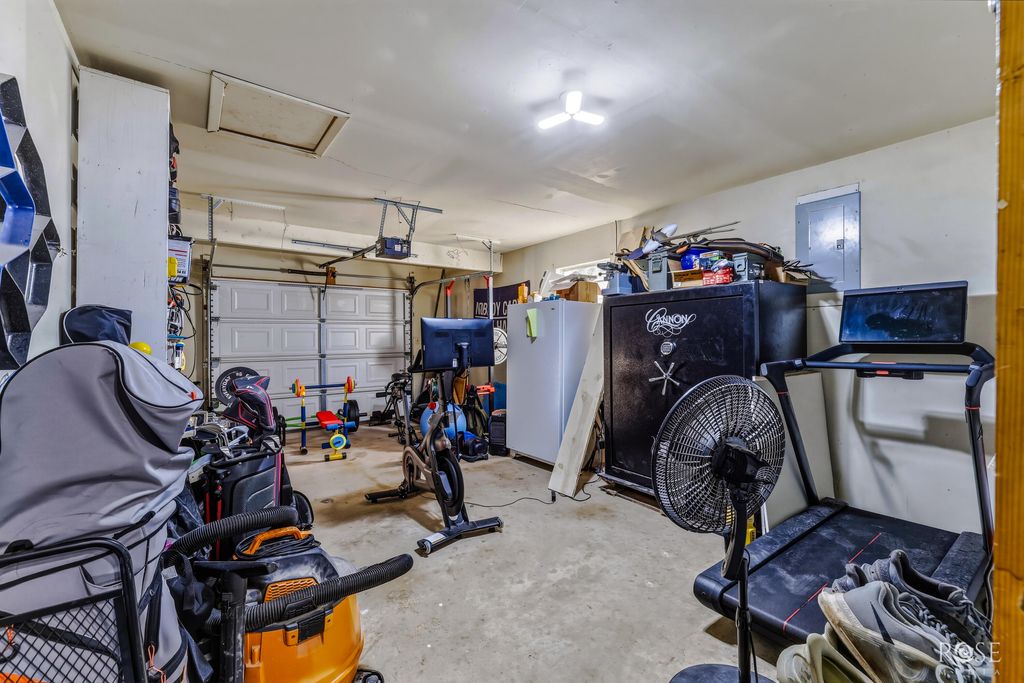Image 21 of property listing at 602 School Street, Rowena, TX 76875