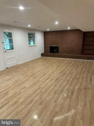 6426 NOBLE DR, Mclean, VA 22101