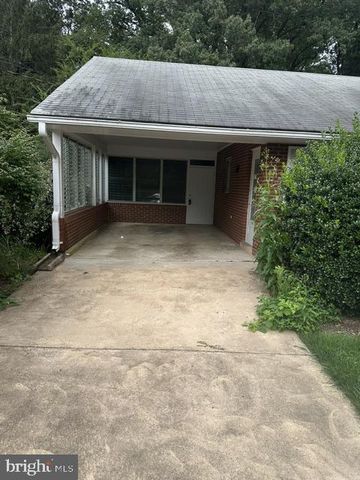 6426 NOBLE DR, Mclean, VA 22101