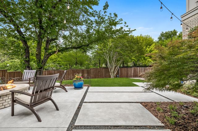 7233 Brennans Drive, Dallas, TX 75214