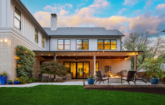 7233 Brennans Drive, Dallas, TX 75214