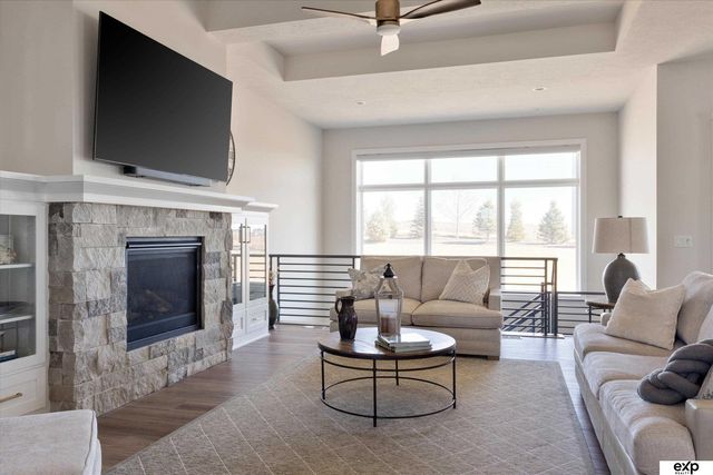 5505 N 199Th Street, Elkhorn, NE 68022
