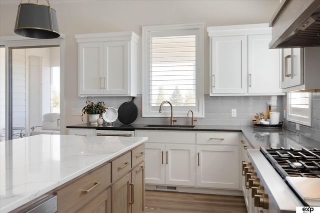 5505 N 199Th Street, Elkhorn, NE 68022