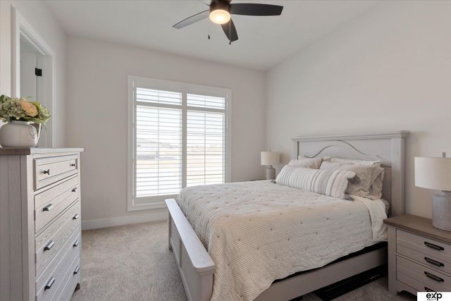 5505 N 199Th Street, Elkhorn, NE 68022