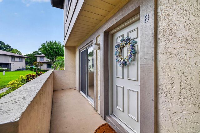 2943 LICHEN LANE B, Clearwater, FL 33760