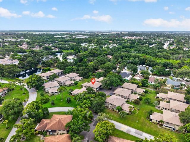 2943 LICHEN LANE B, Clearwater, FL 33760