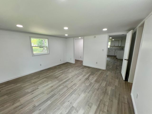 215 Burnett Street, Graysville, TN 37338