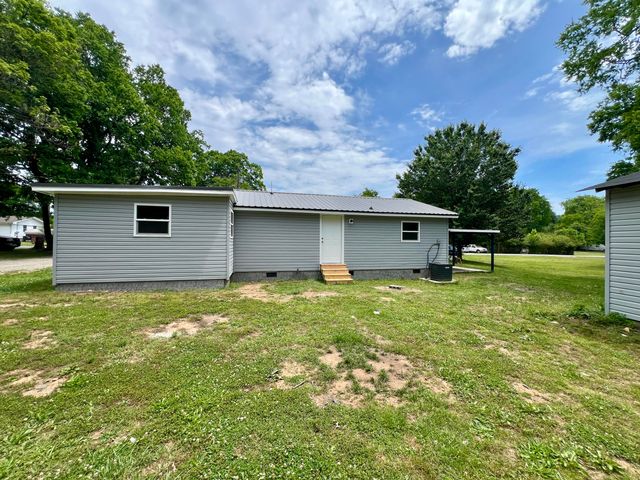 215 Burnett Street, Graysville, TN 37338