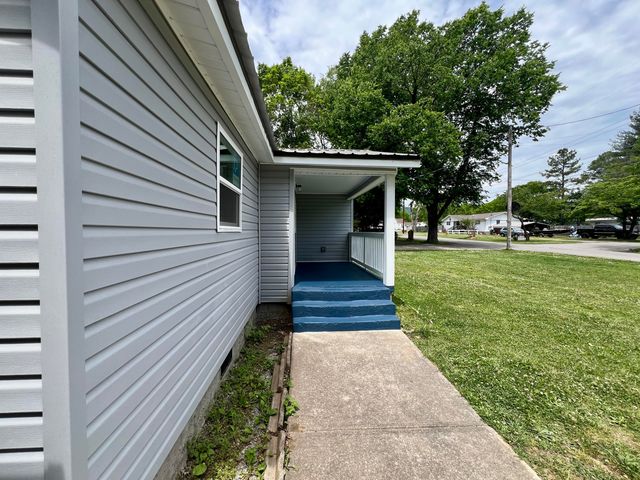 215 Burnett Street, Graysville, TN 37338