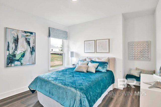 21245 Teluga Avenue, Fairhope, AL 36532