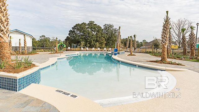 21245 Teluga Avenue, Fairhope, AL 36532