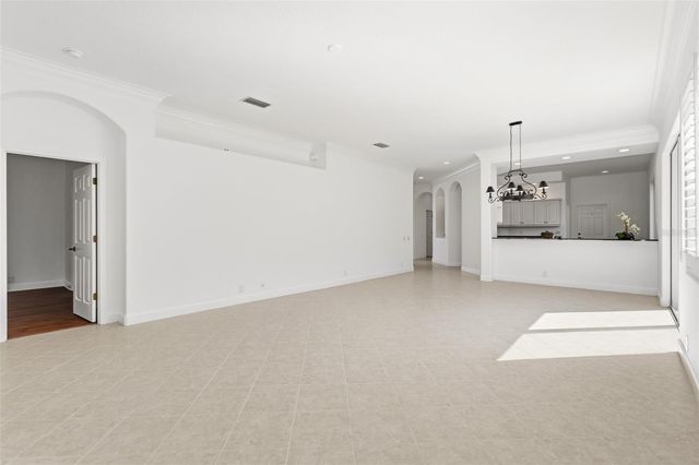 8644 54TH AVENUE CIRCLE E, Bradenton, FL 34211