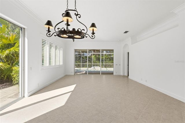 8644 54TH AVENUE CIRCLE E, Bradenton, FL 34211