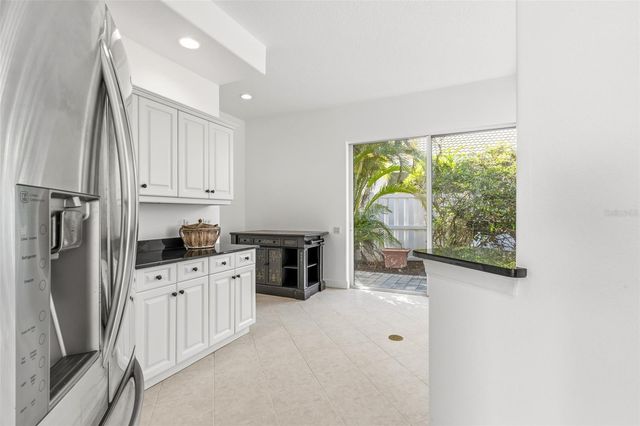 8644 54TH AVENUE CIRCLE E, Bradenton, FL 34211