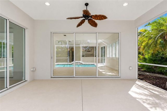 8644 54TH AVENUE CIRCLE E, Bradenton, FL 34211