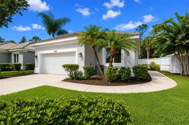 8644 54TH AVENUE CIRCLE E, Bradenton, FL 34211