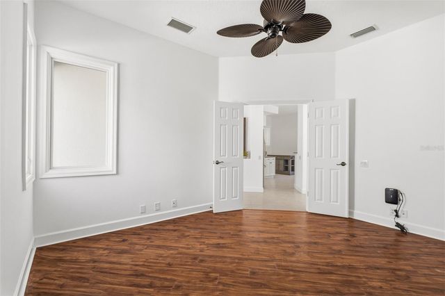 8644 54TH AVENUE CIRCLE E, Bradenton, FL 34211