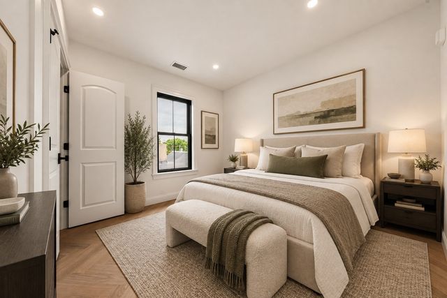 15 Hunting Street 4, Cambridge, MA 02141