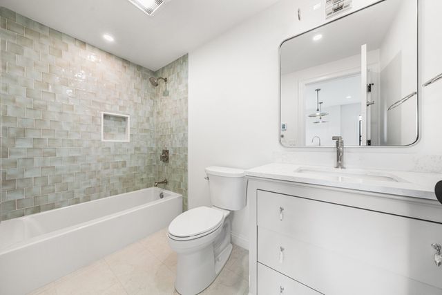15 Hunting Street 4, Cambridge, MA 02141
