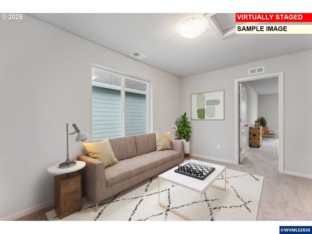 720 Merriott Ln, Woodburn, OR 97071