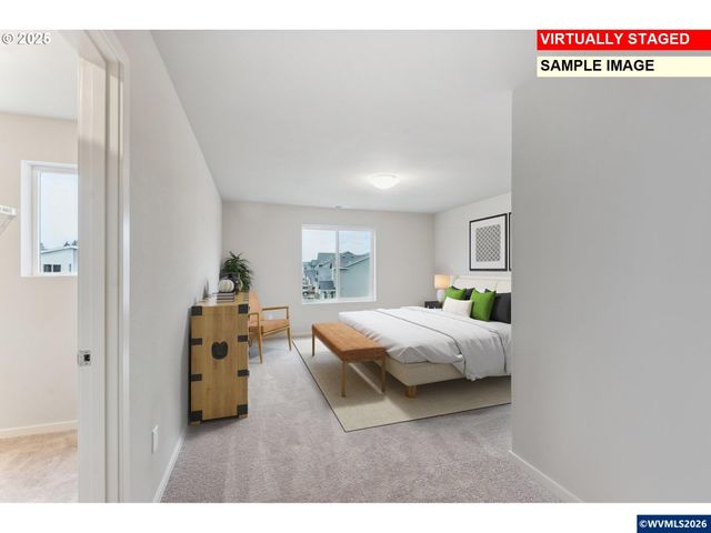 720 Merriott Ln, Woodburn, OR 97071