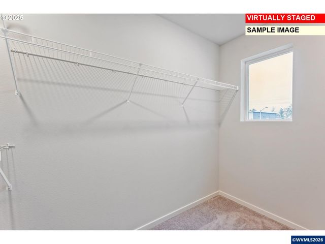 720 Merriott Ln, Woodburn, OR 97071