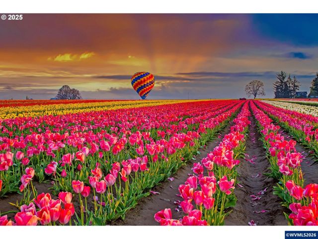 720 Merriott Ln, Woodburn, OR 97071