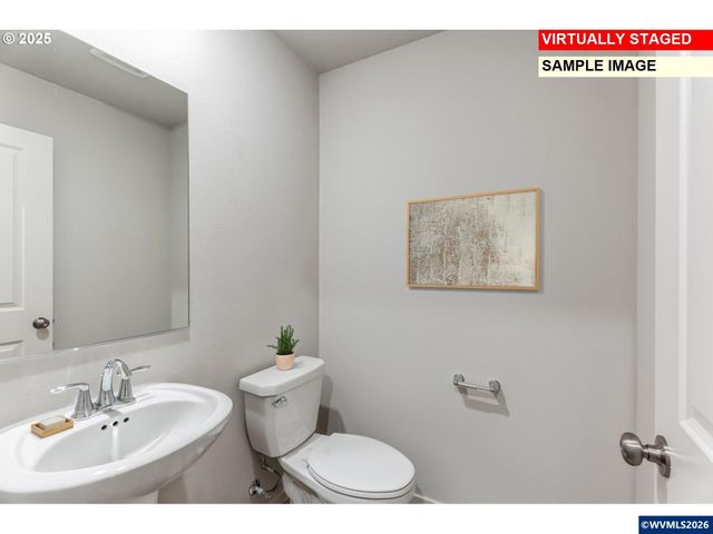 720 Merriott Ln, Woodburn, OR 97071