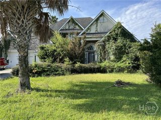 19 Club House Drive, Savannah, GA 31419