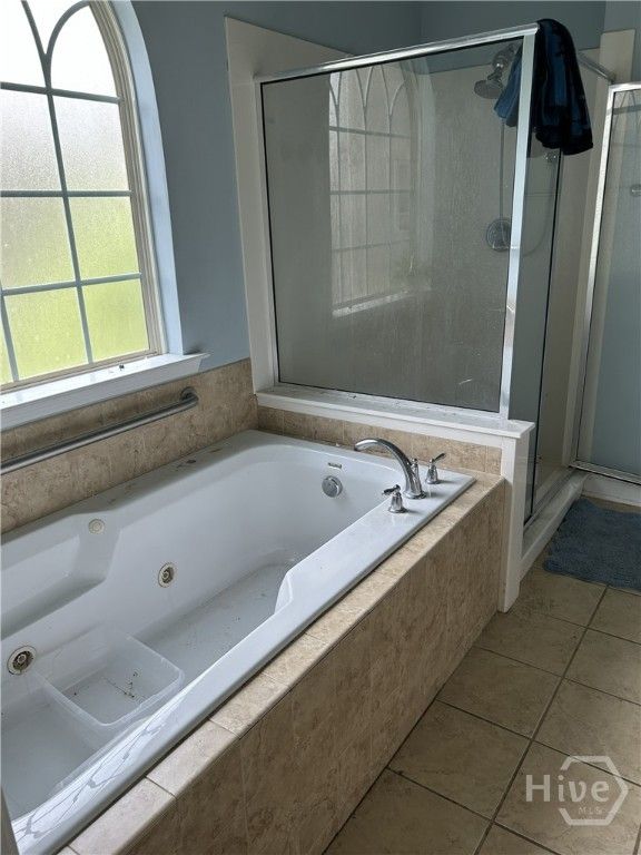 Image 20 of property listing at 19 Club House Drive, Savannah, GA 31419