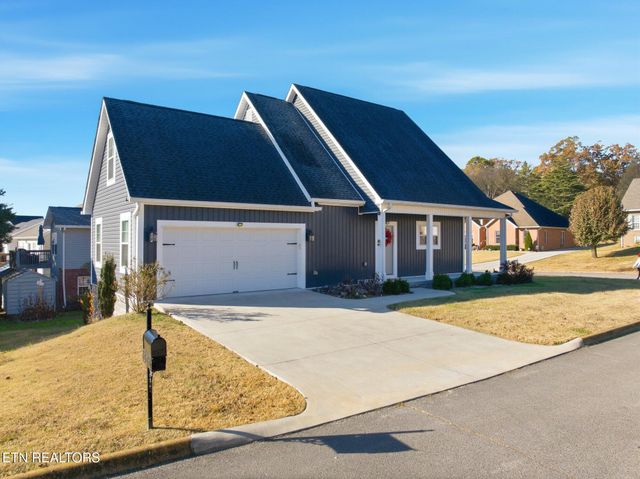 220 Fyke Drive, Athens, TN 37303