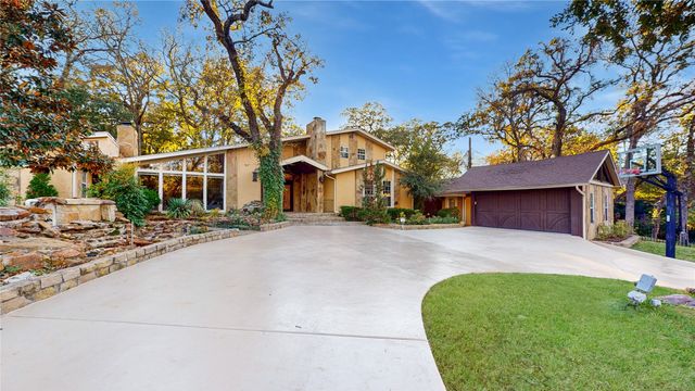 2821 Dove Pond Drive, Grapevine, TX 76051