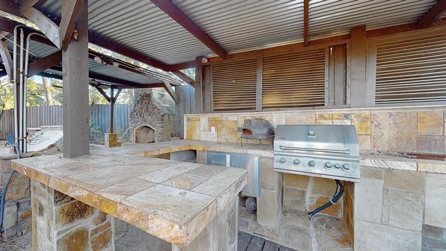 2821 Dove Pond Drive, Grapevine, TX 76051