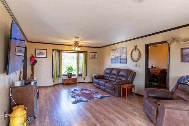 11175 E South Avenue, Del Rey, CA 93616