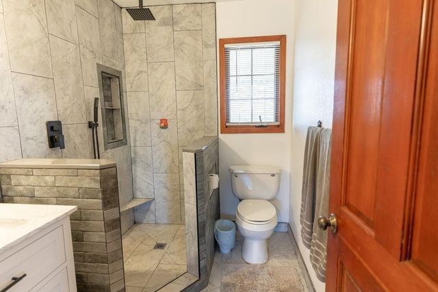 11175 E South Avenue, Del Rey, CA 93616