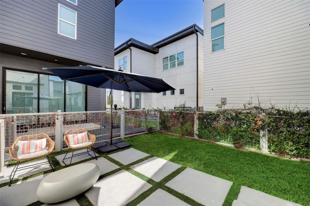 9809 Mockingbird Hill Lane, Houston, TX 77080